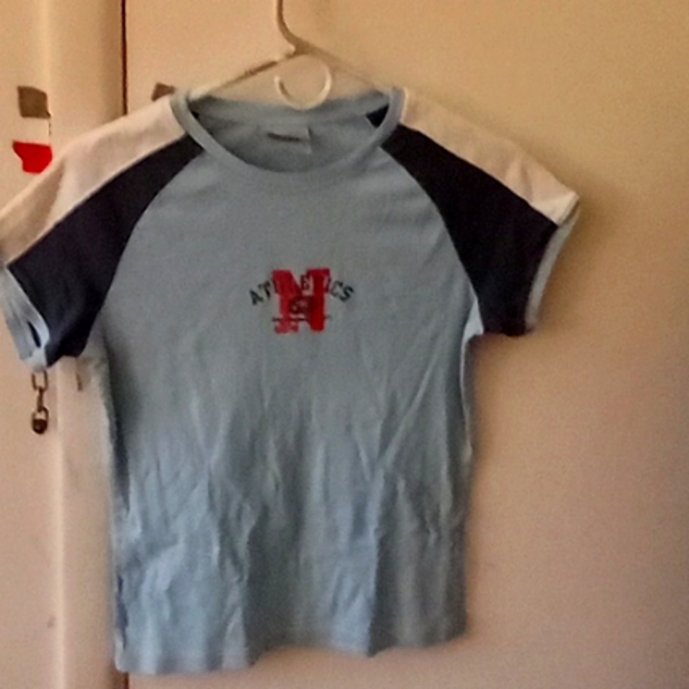 Nike women's tee color baby blue dark blue white red size large